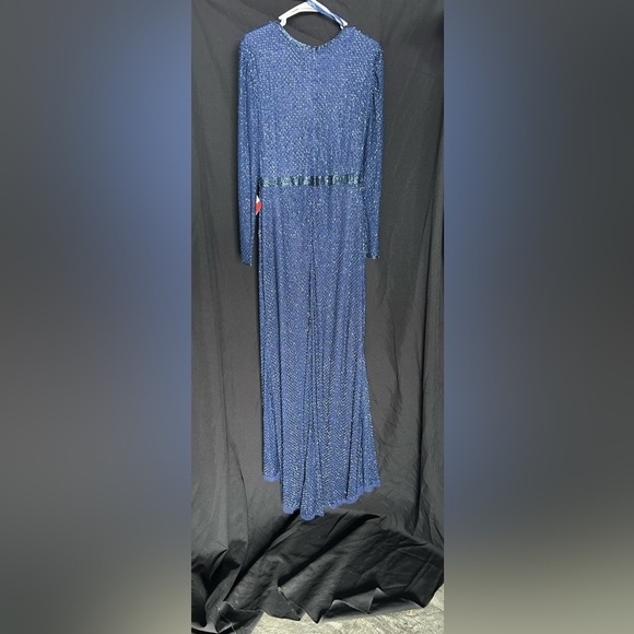 Mac Duggal 5056 NWOT Beaded High Neck Long Sleeve Gown With Detailed Belt - Picture 6 of 7